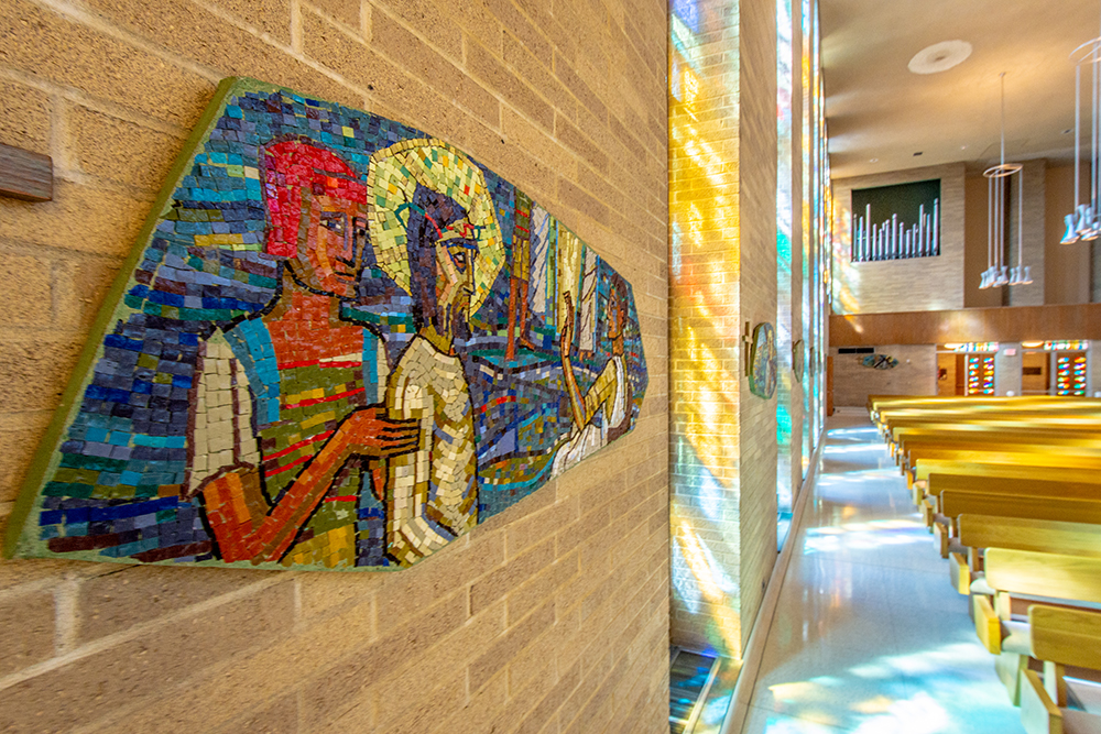 chapel3.jpg