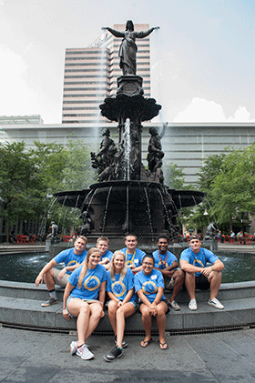 Students-at-Fountain-Square-Welcome-Weekend.gif